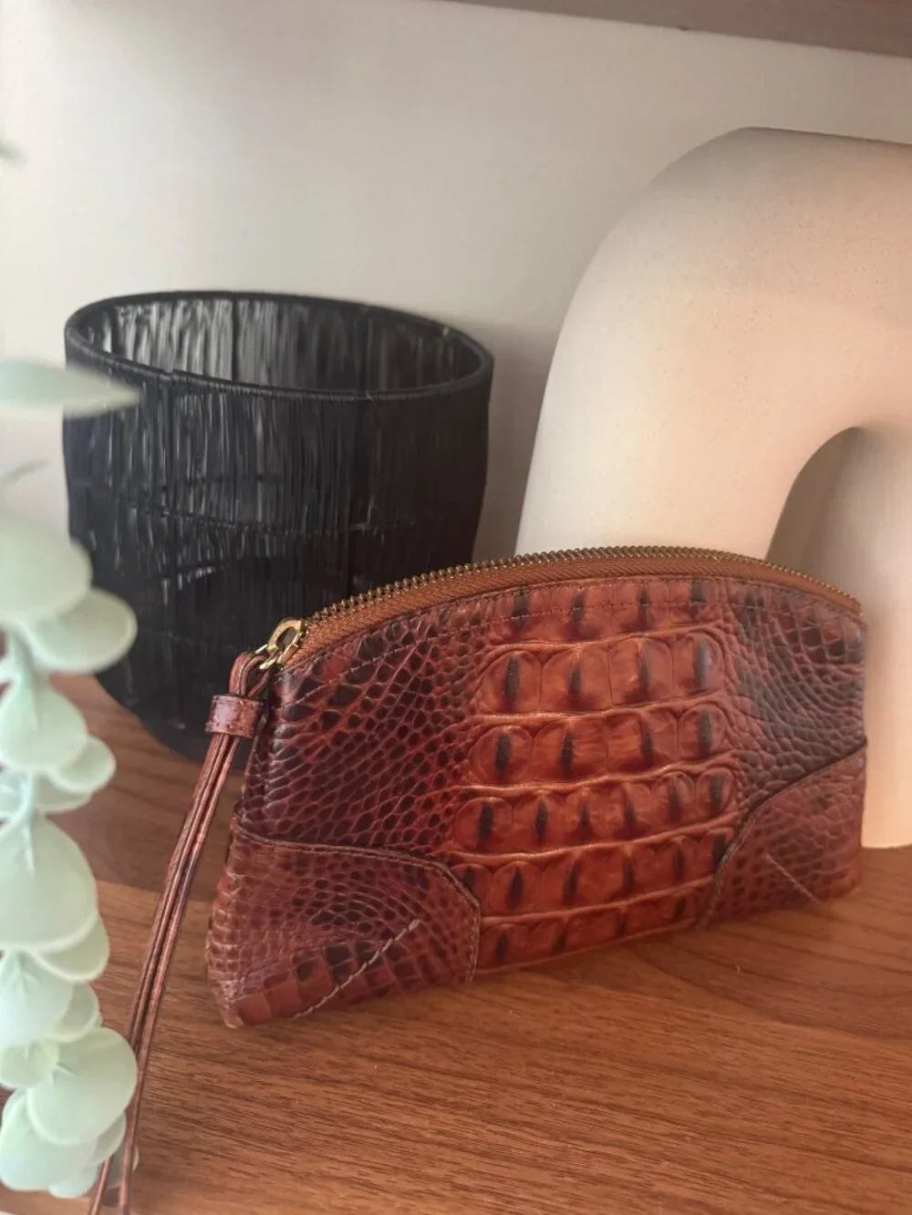 Brahmin Dany Toiletry and Cosmetic Leather Bag Pouch Melbourne Zipper